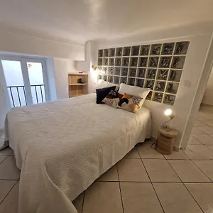 le-cosy-hyper-center-2-room-apartment.fr-provencehotel.com/